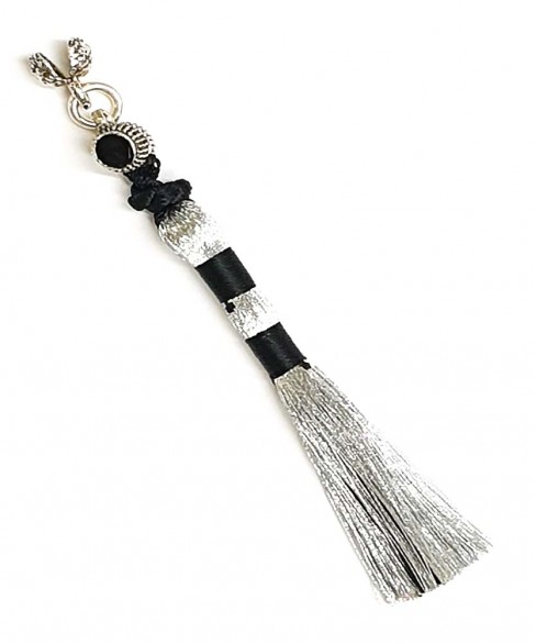 Χειροποίητη υφασμάτινη φούντα για κομπολόι AKS10189