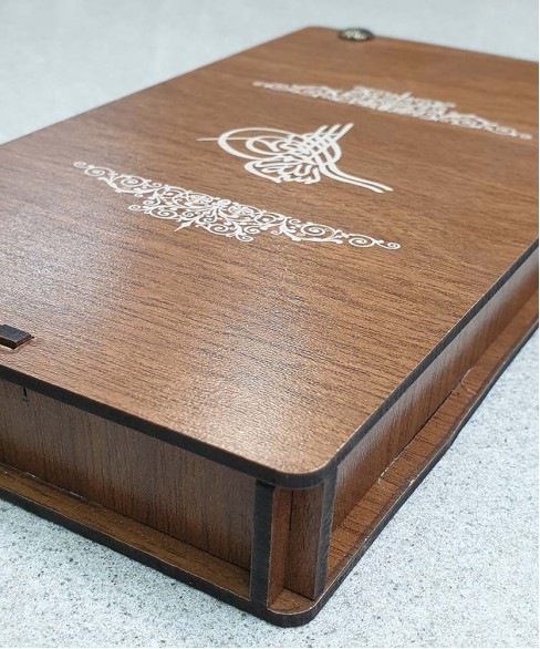 Χειροποίητο ξύλινο κουτί για συλλογές κομπολογιών KOYT10009