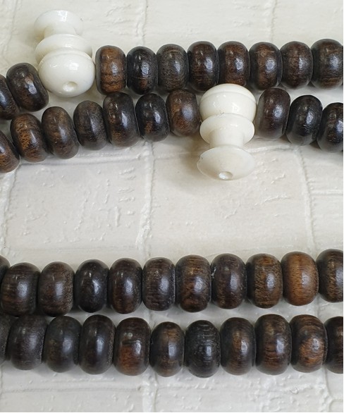 Τεσπίχ (Μουσουλμανικό Προσευχητάρι) από έβενο και κόκκαλο καμήλας με 99 χάντρες TES10044